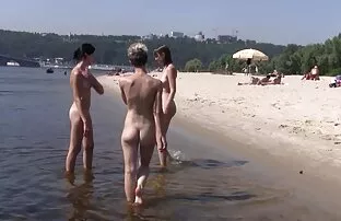 Lesbienne ou pas? elle aime film x gratuit sans inscription bien la bite dans sa bouche et sa chatte