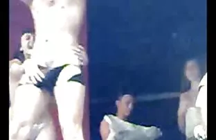 Femme site de telechargement film x au foyer allemande blonde léché et baisée